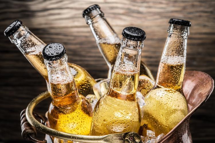 進口啤酒報關手續/啤酒進口清關資料/德(dé)國(guó)黑啤進口代理(lǐ)